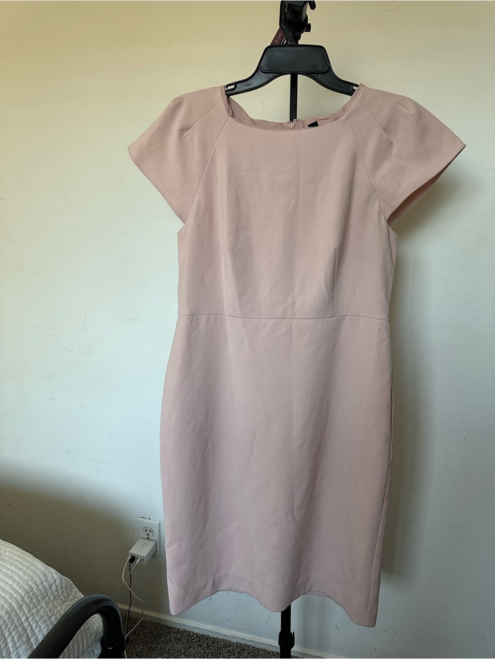 Ann Taylor Light Pink Structured Knee-Length
Work Dress